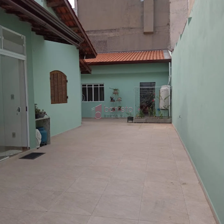 CASA À VENDA NO JARDIM QUINTAS DA VIDEIRA EM JUNDIAÍ/SP