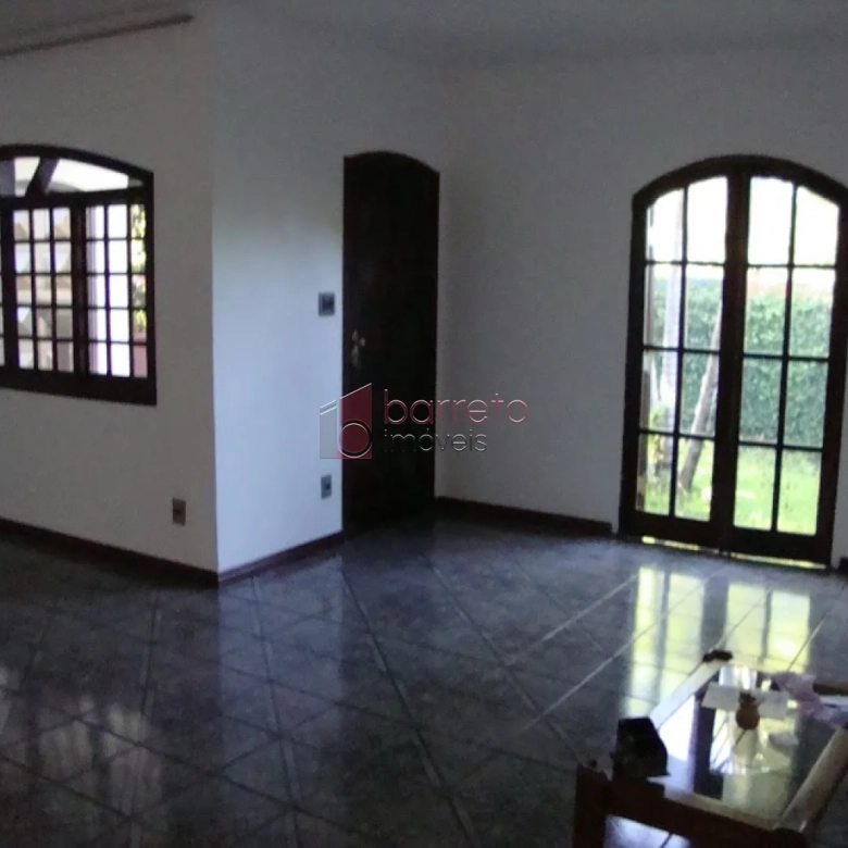 CASA À VENDA NO JARDIM QUINTAS DA VIDEIRA EM JUNDIAÍ/SP