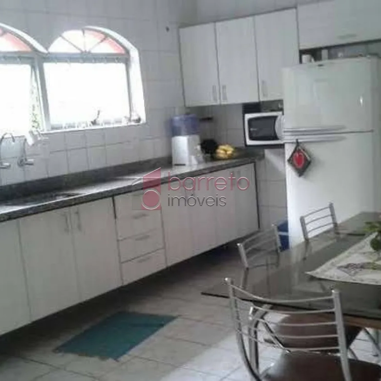 CASA À VENDA NO JARDIM QUINTAS DA VIDEIRA EM JUNDIAÍ/SP