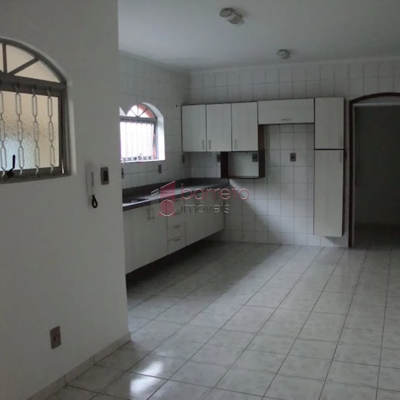CASA À VENDA NO JARDIM QUINTAS DA VIDEIRA EM JUNDIAÍ/SP