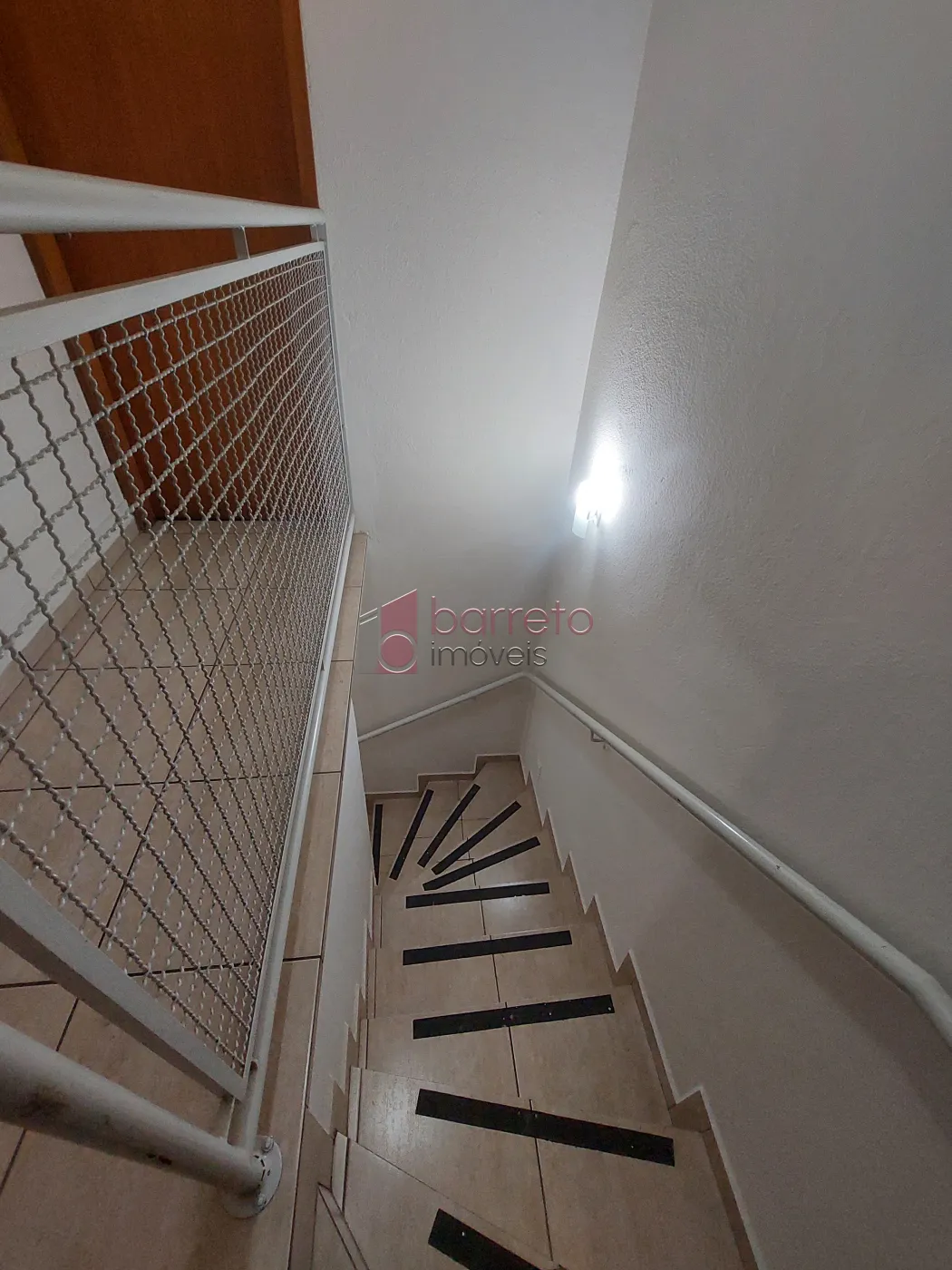SOBRADO COMERCIAL PARA LOCAÇÃO NO CENTRO – JUNDIAÍ/SP