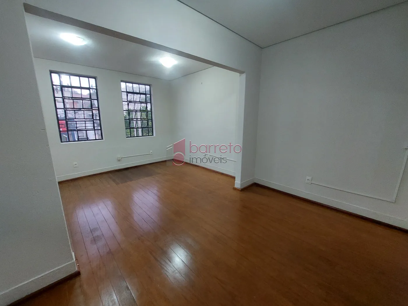 SOBRADO COMERCIAL PARA LOCAÇÃO NO CENTRO – JUNDIAÍ/SP