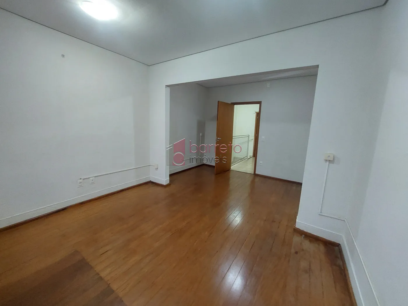 SOBRADO COMERCIAL PARA LOCAÇÃO NO CENTRO – JUNDIAÍ/SP