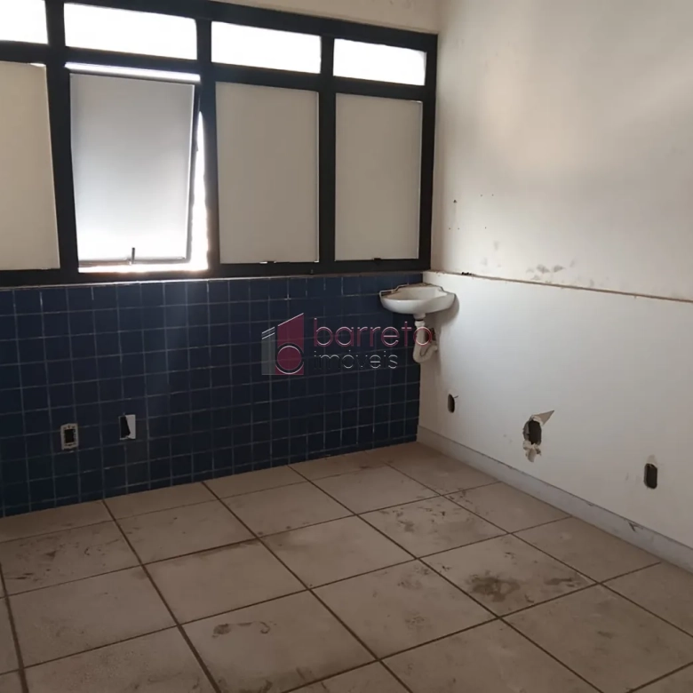 PRÉDIO COMERCIAL À VENDA NO CENTRO DE JUNDIAÍ/SP