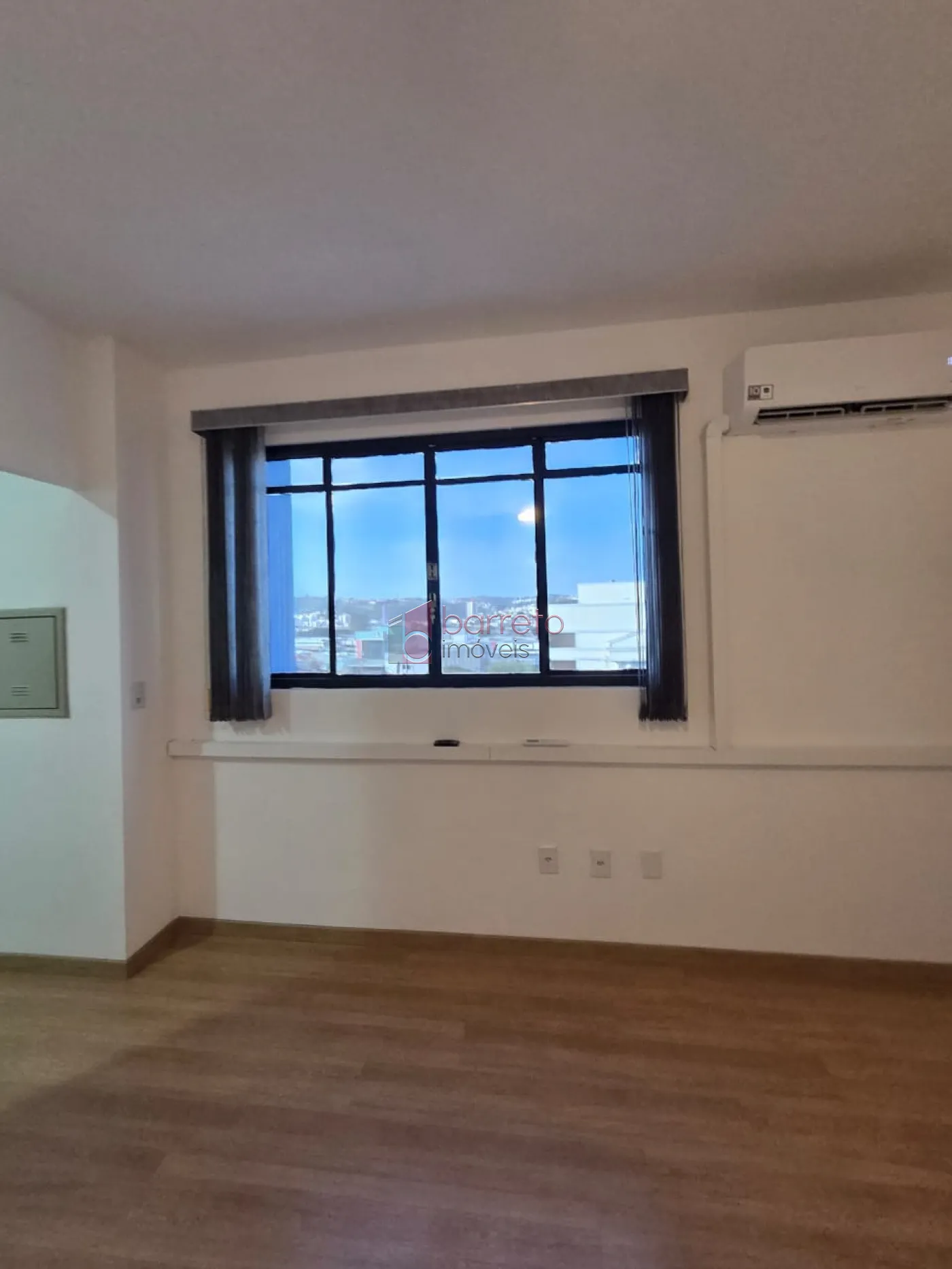 SALA COMERCIAL PARA LOCAÇÃO NO CENTRO – JUNDIAÍ/SP
