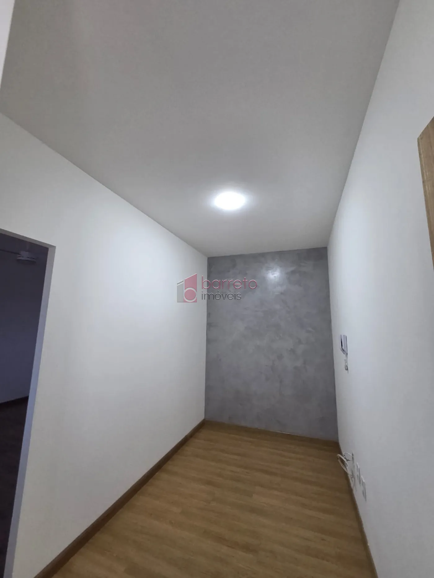 SALA COMERCIAL PARA LOCAÇÃO NO CENTRO – JUNDIAÍ/SP