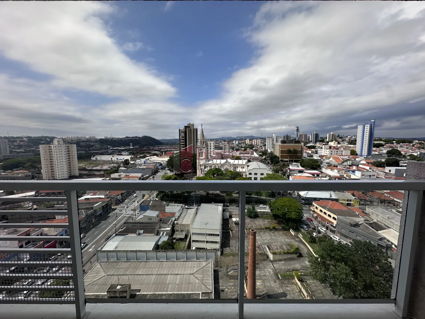 SALA COMERCIAL PARA LOCAÇÃO NO EDIFÍCIO IN DESIGN OFFICE – JUNDIAÍ/SP