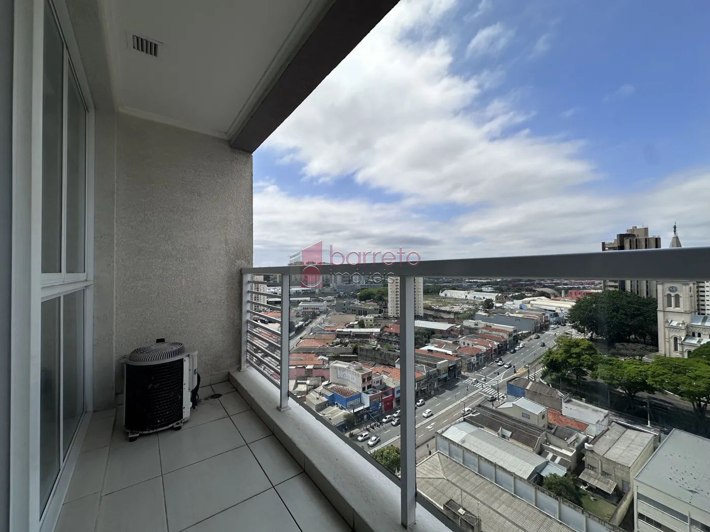SALA COMERCIAL PARA LOCAÇÃO NO EDIFÍCIO IN DESIGN OFFICE – JUNDIAÍ/SP