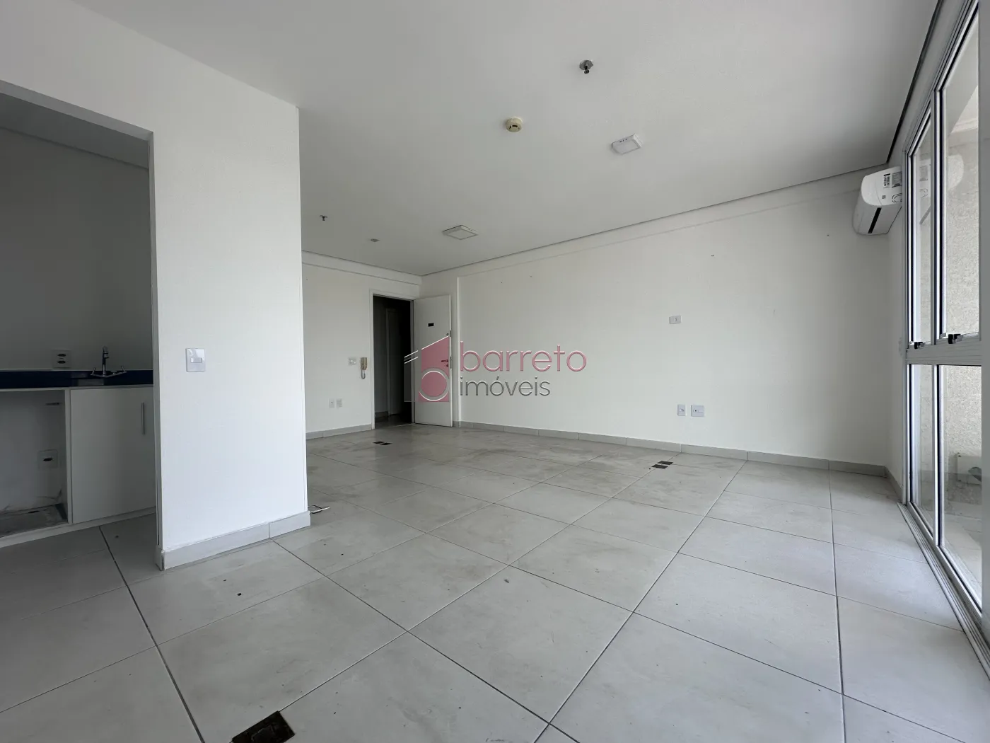 SALA COMERCIAL PARA LOCAÇÃO NO EDIFÍCIO IN DESIGN OFFICE – JUNDIAÍ/SP