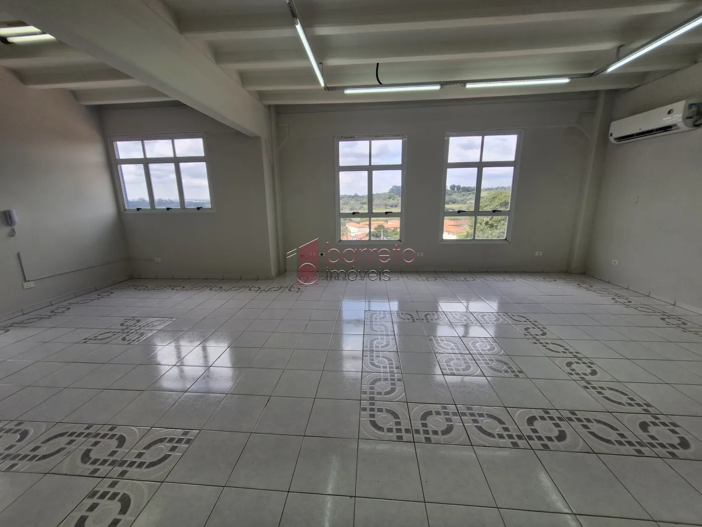 SALA COMERCIAL PARA LOCAÇÃO – JUNDIAÍ/SP
