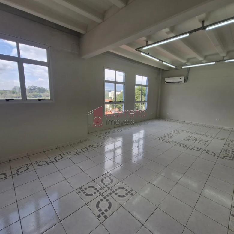 SALA COMERCIAL PARA LOCAÇÃO – JUNDIAÍ/SP