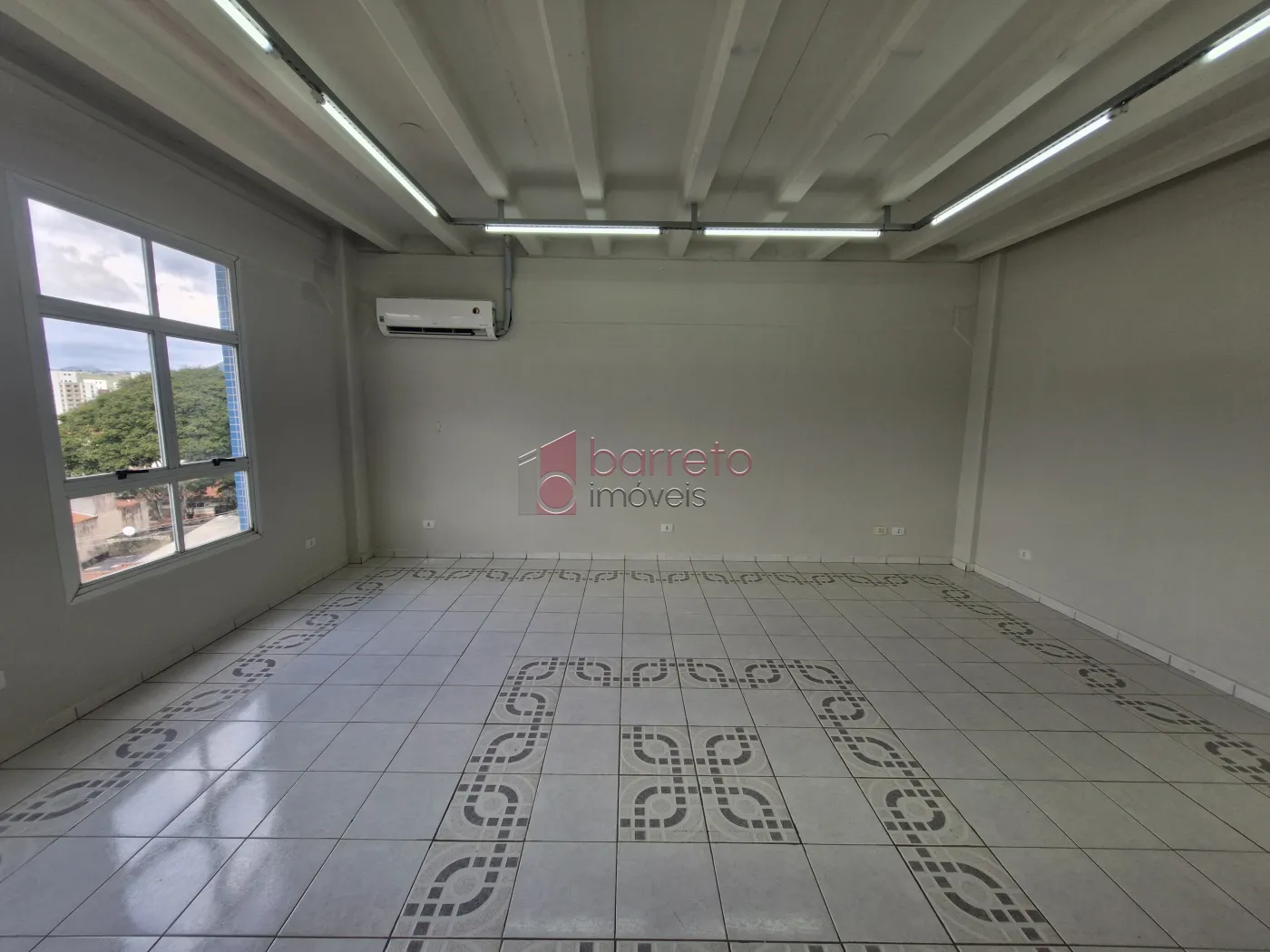 SALA COMERCIAL PARA LOCAÇÃO – JUNDIAÍ/SP