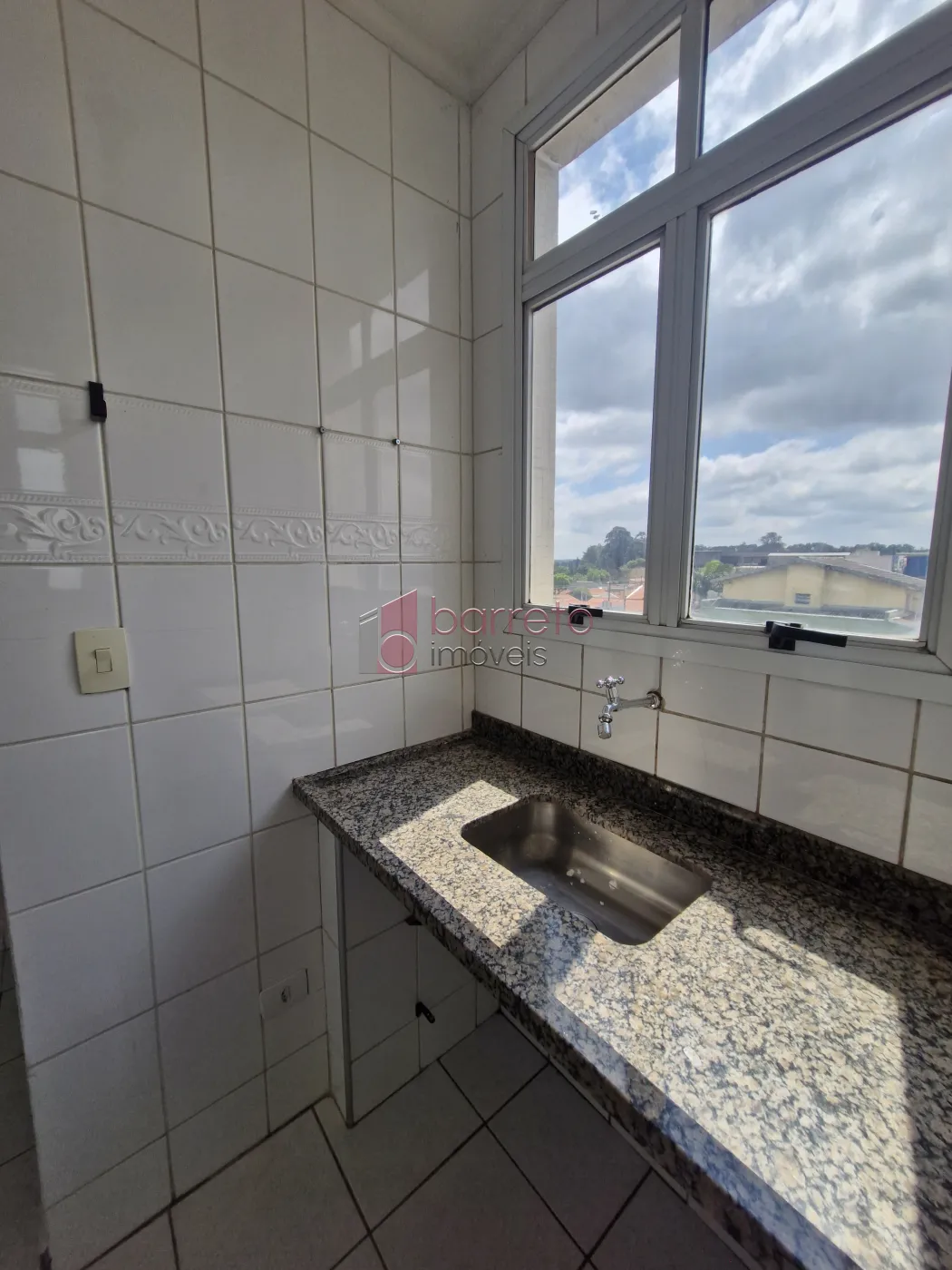 SALA COMERCIAL PARA LOCAÇÃO – JUNDIAÍ/SP