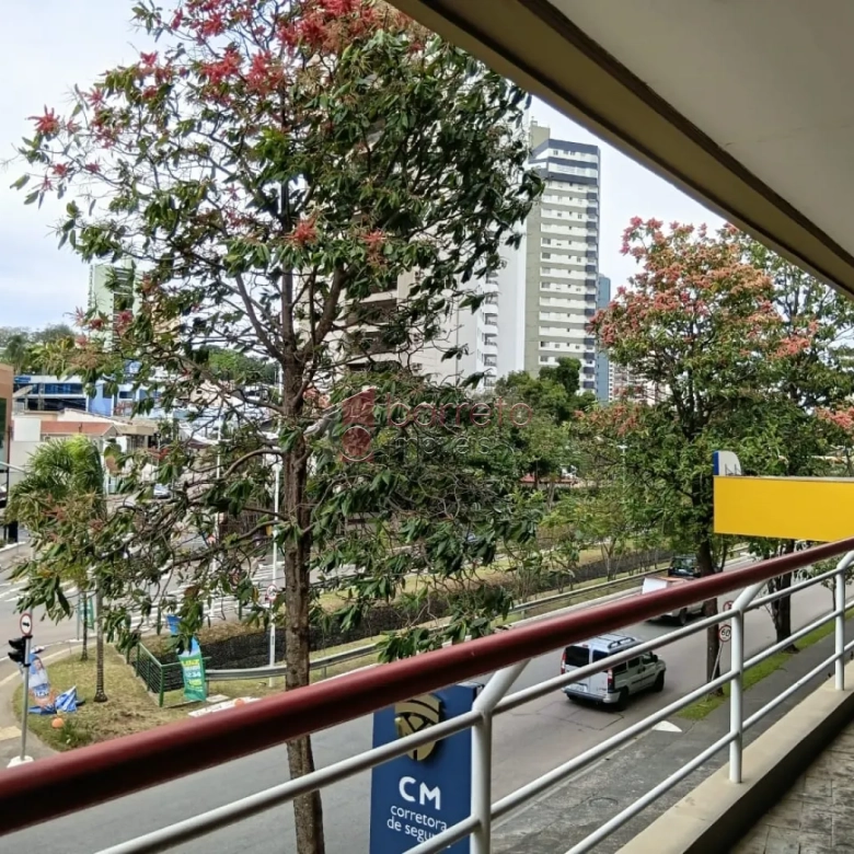 SALA COMERCIAL PARA LOCAÇÃO NO EDIFÍCIO CENTRO EMPRESARIAL NOVE DE JULHO – JUNDIAÍ/SP
