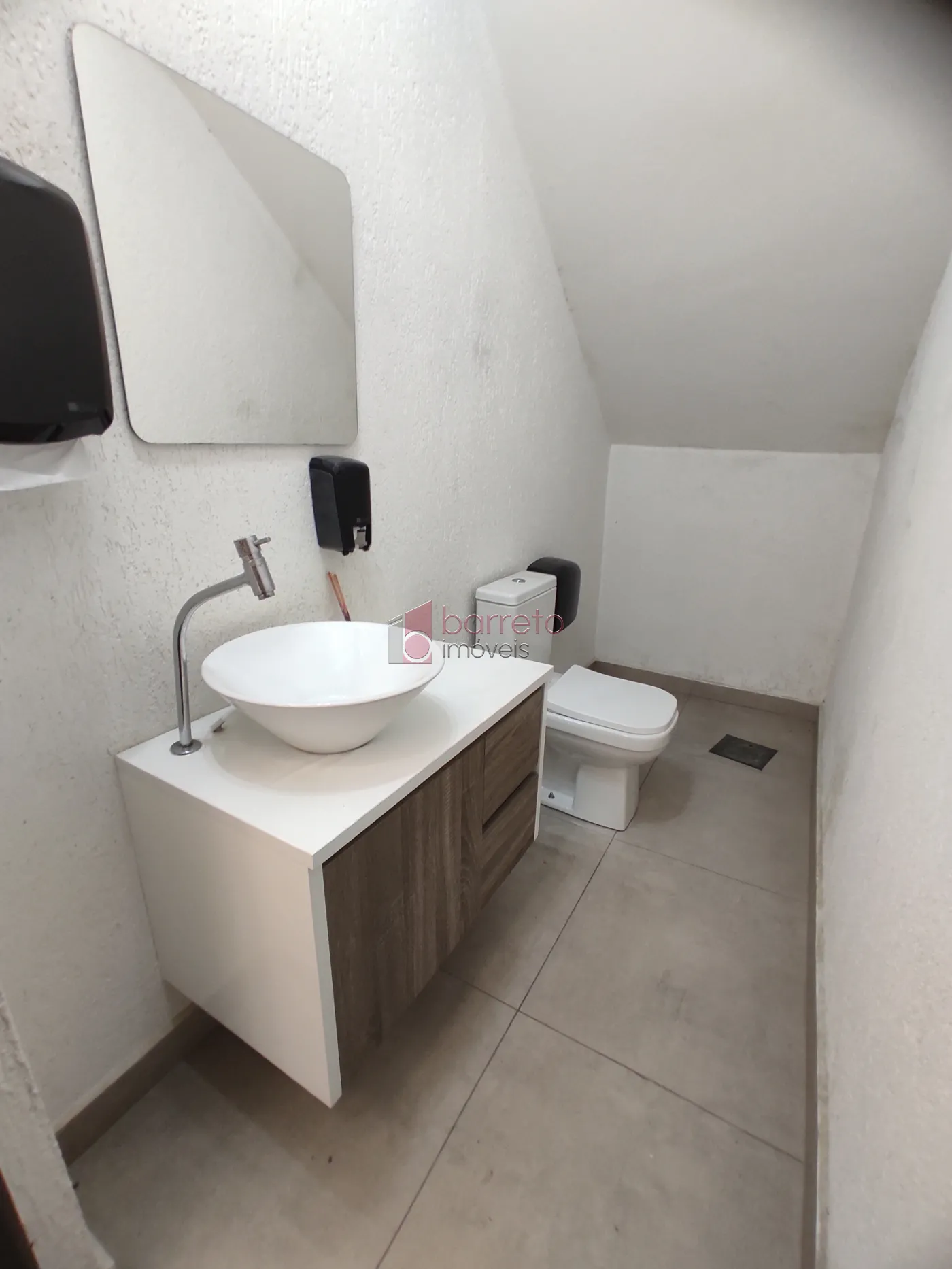 SALÃO COMERCIAL PARA LOCAÇÃO NA RUA BOM JESUS DE PIRAPORA – JUNDIAÍ/SP