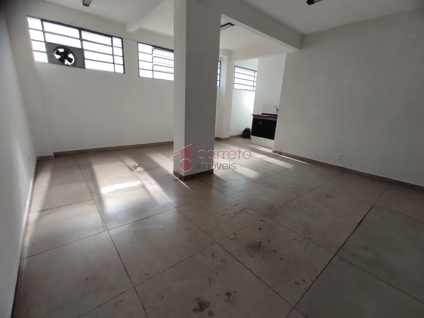 SALÃO COMERCIAL PARA LOCAÇÃO NA RUA BOM JESUS DE PIRAPORA – JUNDIAÍ/SP