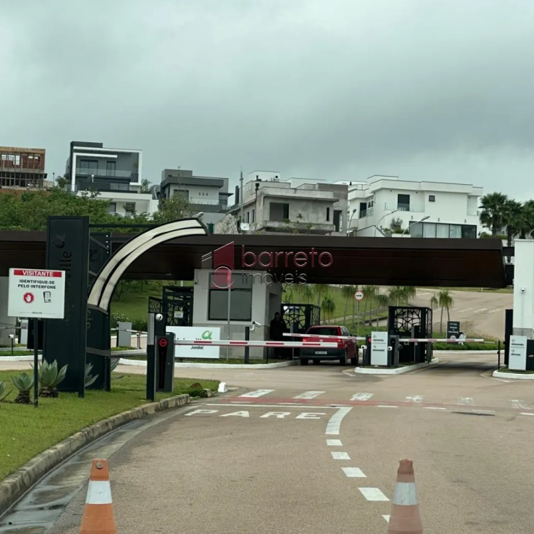 TERRENO À VENDA NO CONDOMÍNIO ALPHAVILLE I – JUNDIAÍ/SP