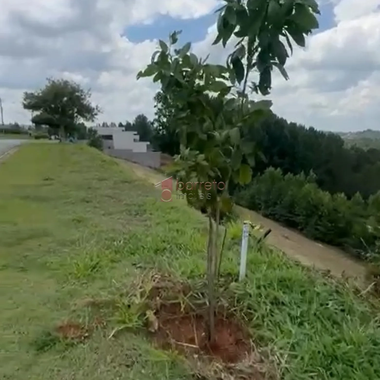 TERRENO À VENDA NO CONDOMÍNIO TERRAS DO CAXAMBU EM JUNDIAÍ/SP