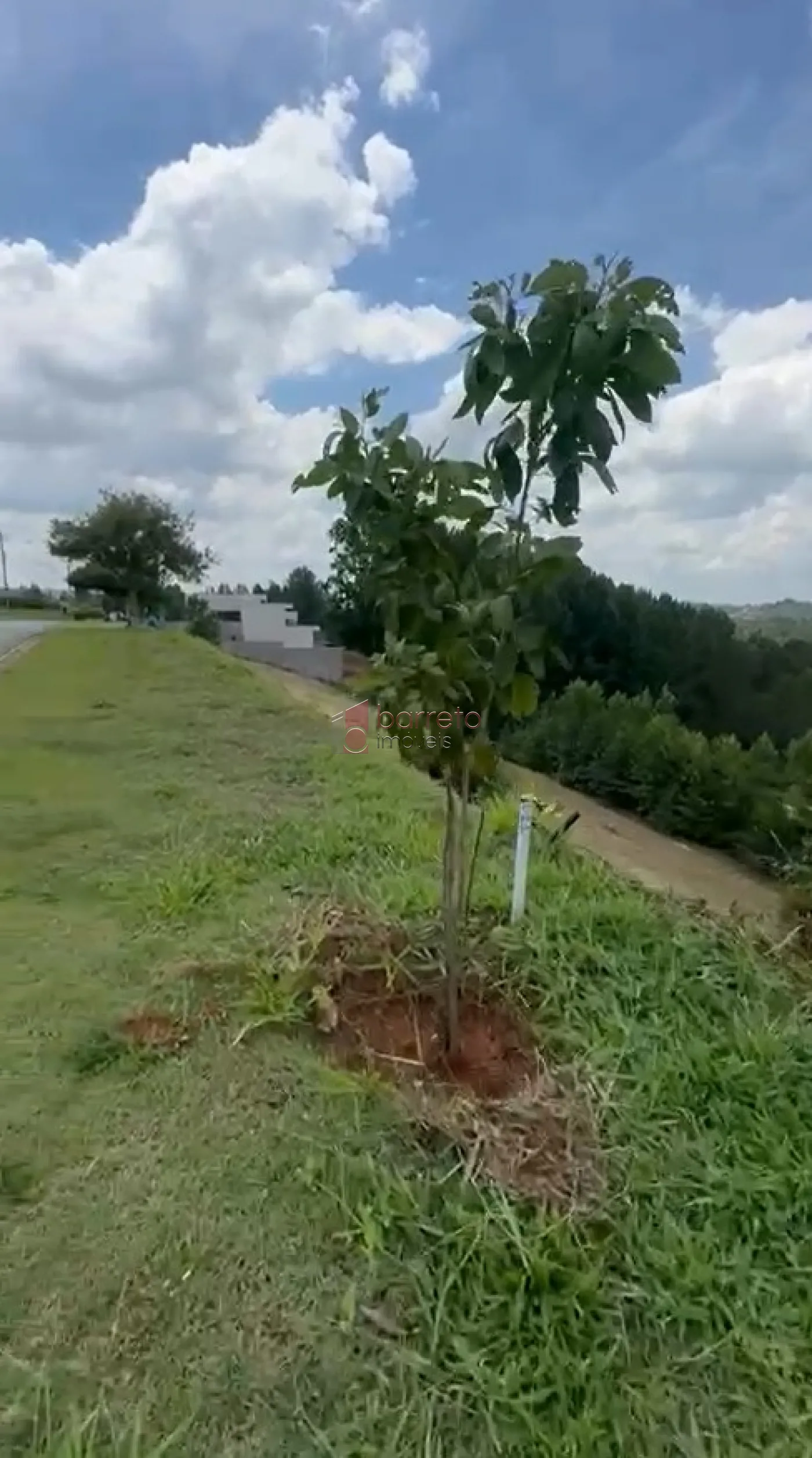 TERRENO À VENDA NO CONDOMÍNIO TERRAS DO CAXAMBU EM JUNDIAÍ/SP