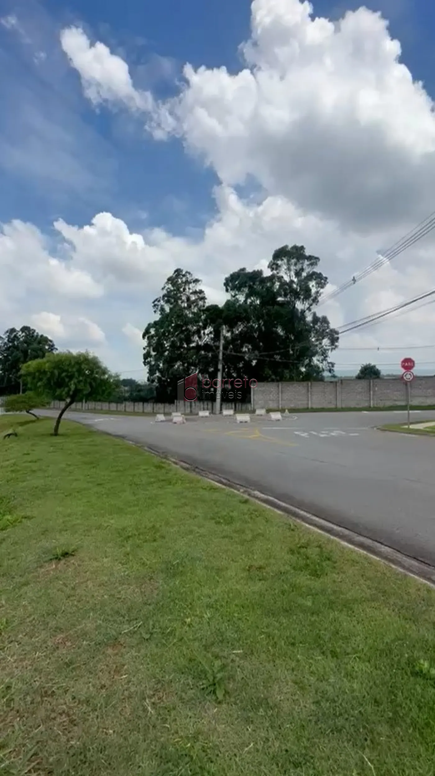 TERRENO À VENDA NO CONDOMÍNIO TERRAS DO CAXAMBU EM JUNDIAÍ/SP