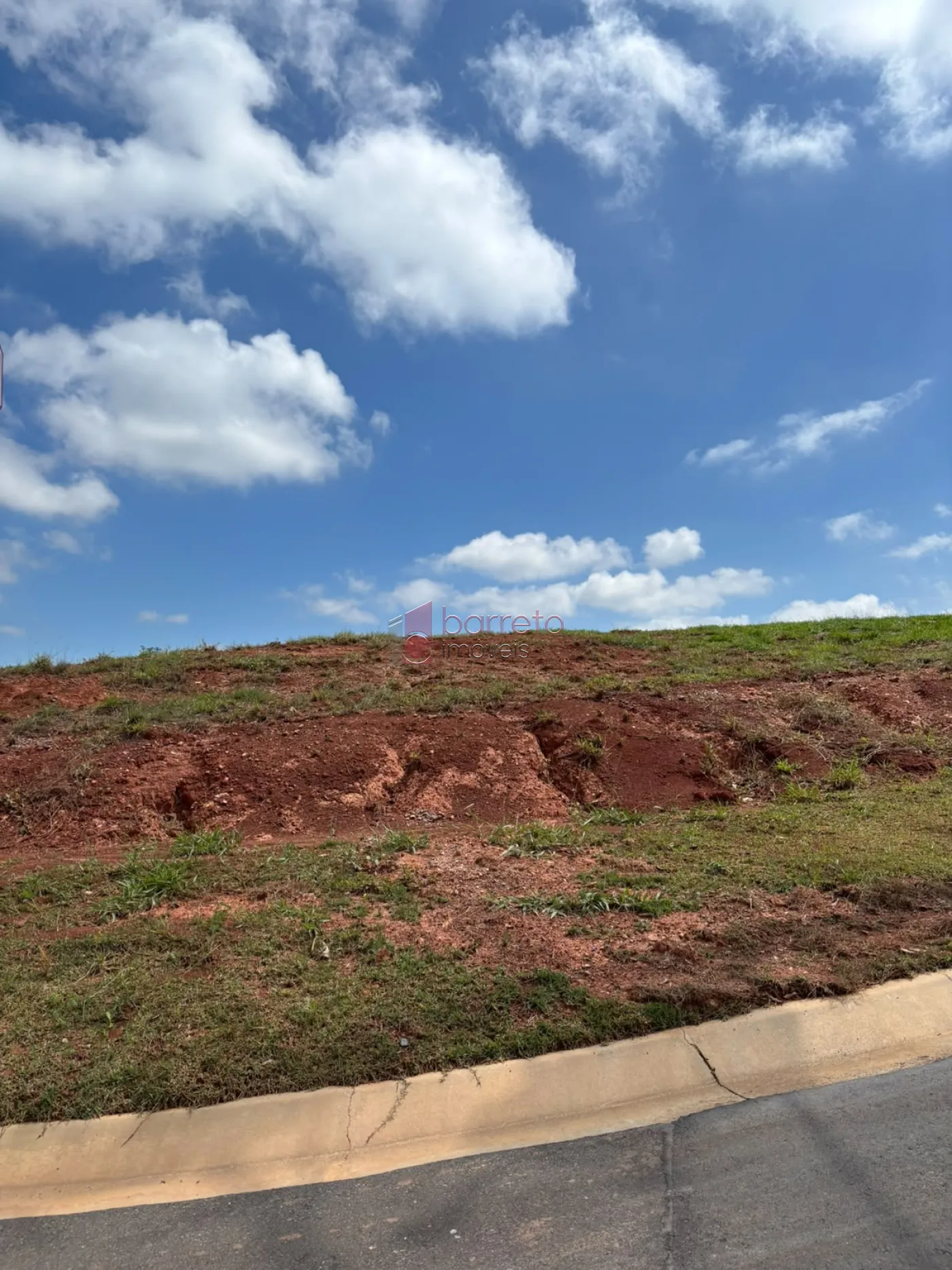 TERRENO À VENDA NO CONDOMÍNIO TERRAS DO CAXAMBÚ EM JUNDIAÍ/SP