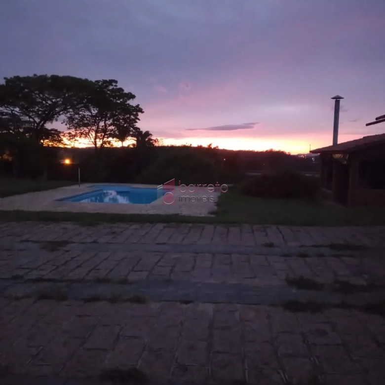 TERRENO À VENDA NO CONDOMÍNIO SANTA ROSA – CORRUPIRA – JUNDIAÍ/SP