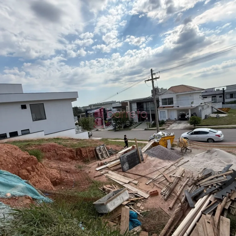 TERRENO À VENDA NO CONDOMÍNIO RESERVA ERMIDA II, JUNDIAÍ/SP