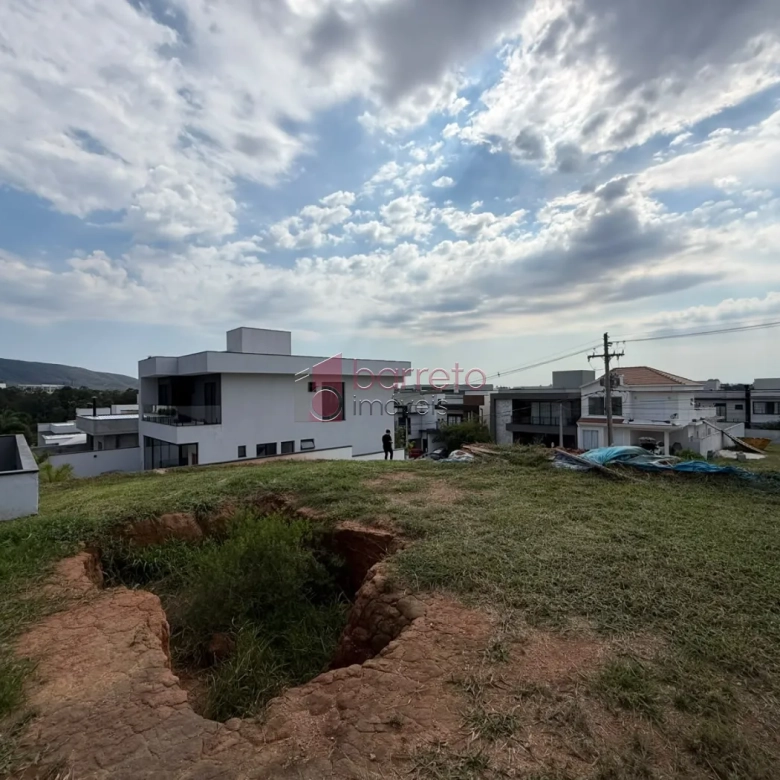 TERRENO À VENDA NO CONDOMÍNIO RESERVA ERMIDA II, JUNDIAÍ/SP