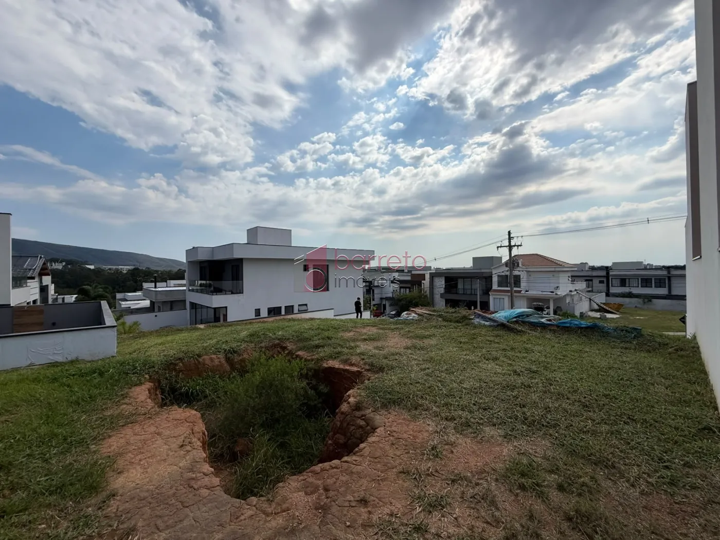 TERRENO À VENDA NO CONDOMÍNIO RESERVA ERMIDA II, JUNDIAÍ/SP