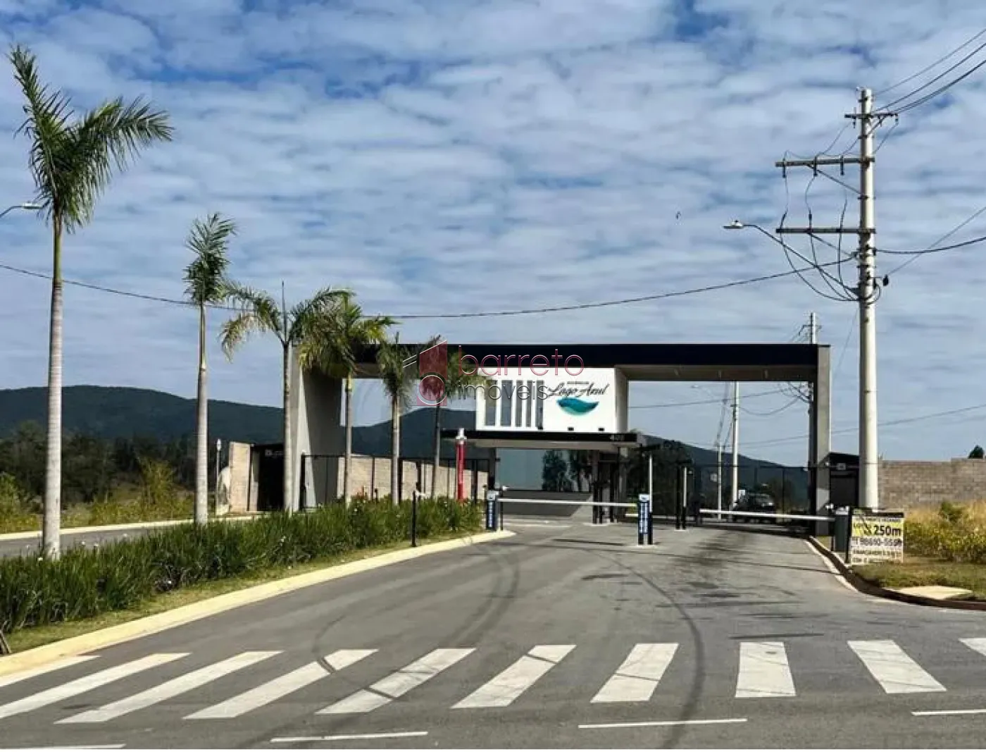 TERRENO À VENDA COM 250M²  NO RESIDENCIAL LAGO AZUL NO BAIRRO RECANTO QUARTO CENTENÁRIO EM JUNDIAÍ-SP