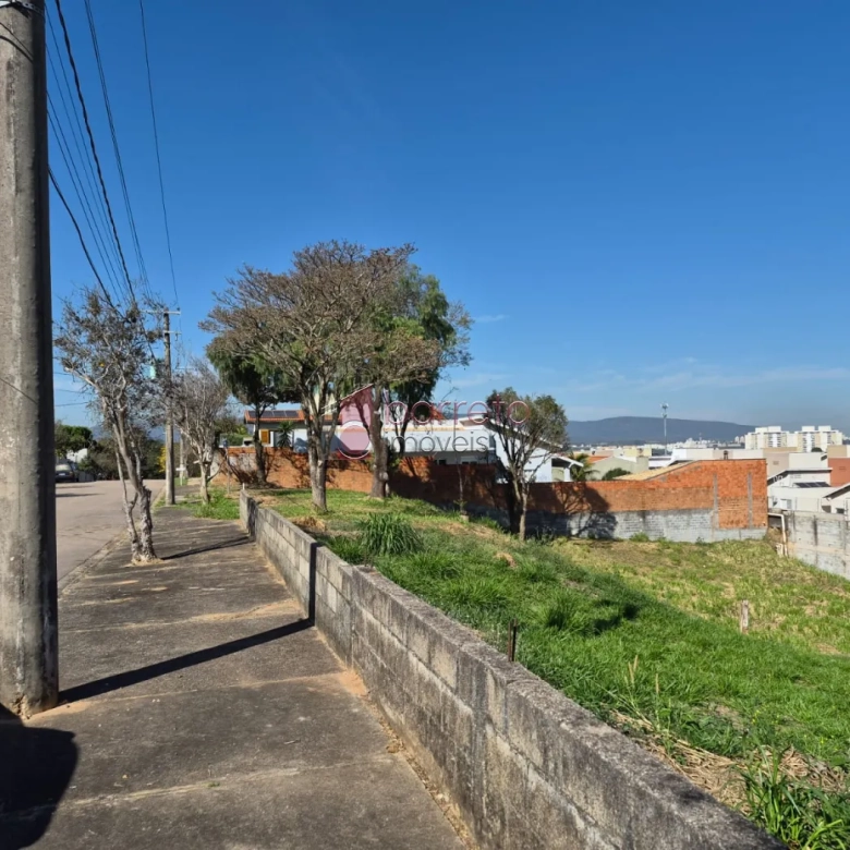 EXCELENTE TERRENO À VENDA NO BAIRRO DO ENGORDADOURO EM JUNDIAÍ/SP
