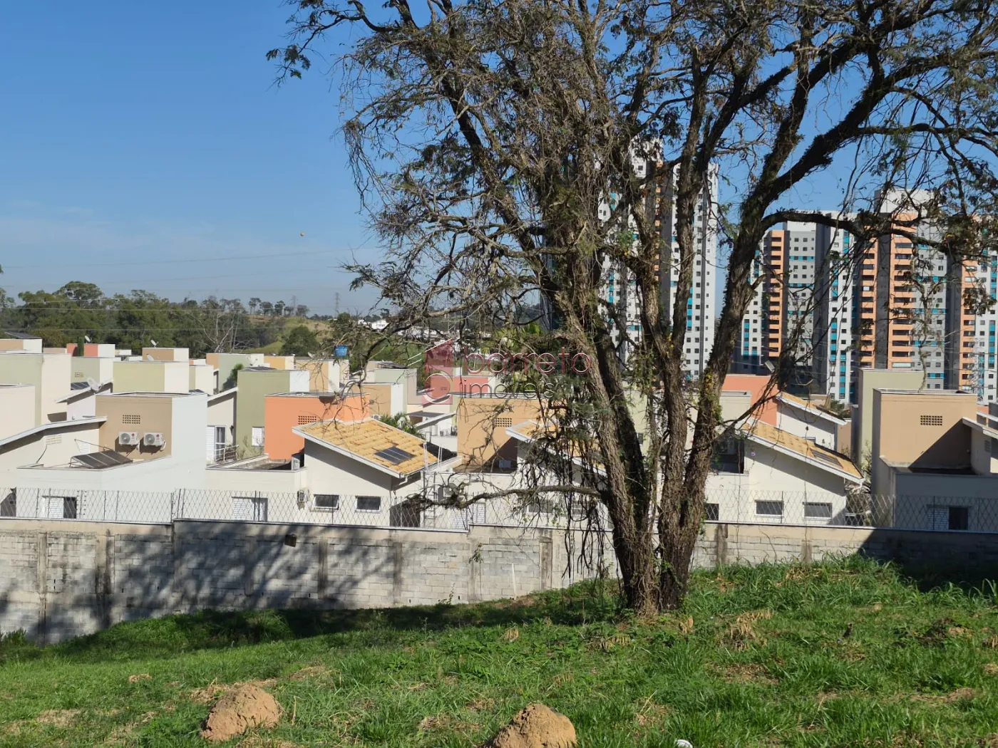 EXCELENTE TERRENO À VENDA NO BAIRRO DO ENGORDADOURO EM JUNDIAÍ/SP
