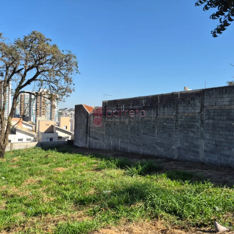 EXCELENTE TERRENO À VENDA NO BAIRRO DO ENGORDADOURO EM JUNDIAÍ/SP