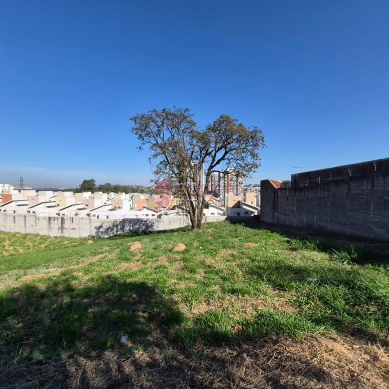 EXCELENTE TERRENO À VENDA NO BAIRRO DO ENGORDADOURO EM JUNDIAÍ/SP
