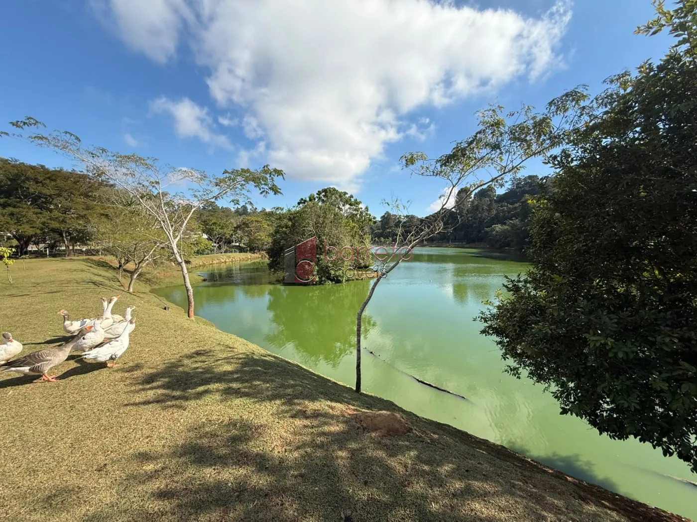 TERRENO À VENDA NO CONDOMÍNIO LAGUNA EM VÁRZEA PAULISTA/SP