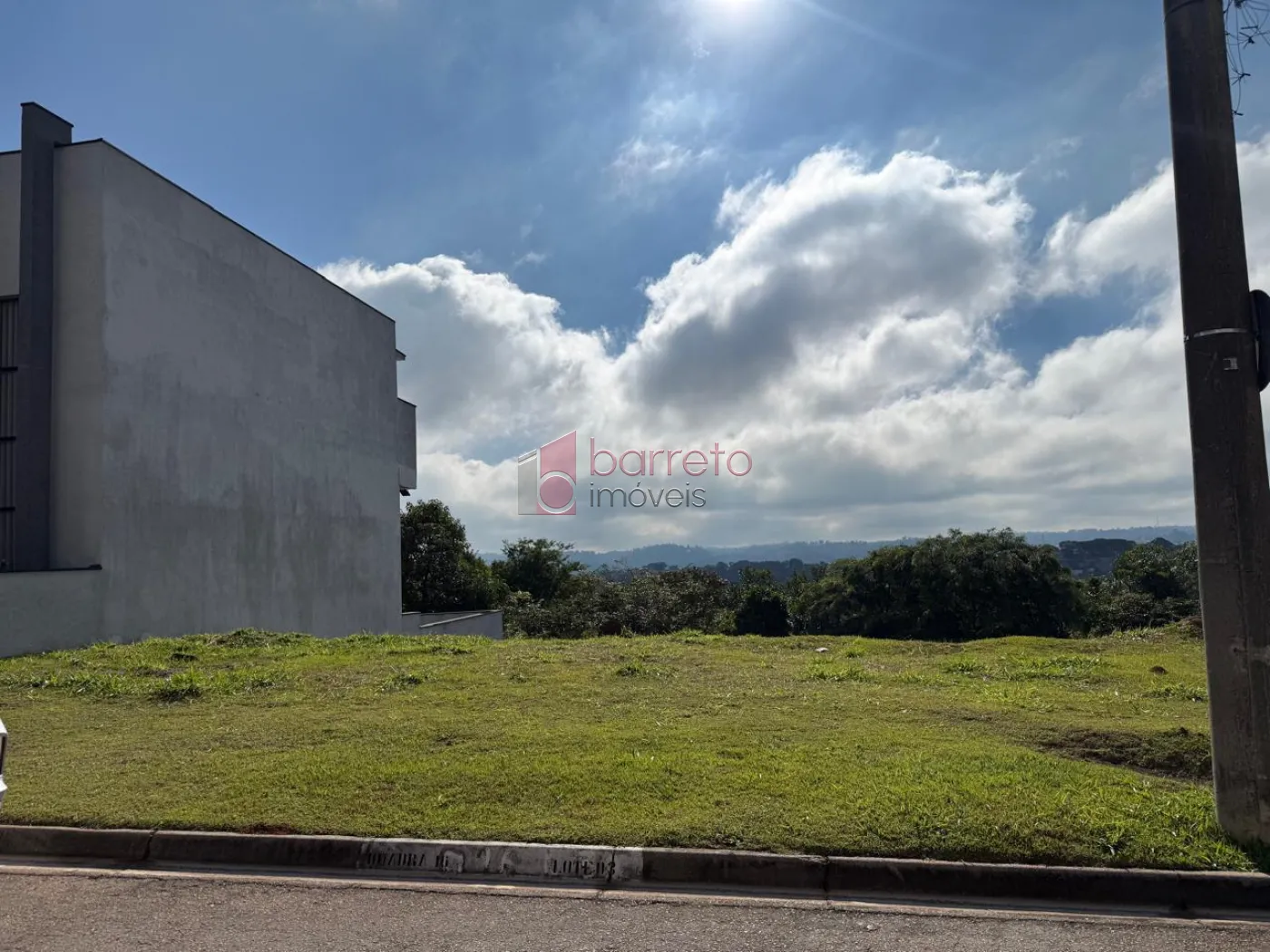 TERRENO À VENDA NO CONDOMÍNIO LAGUNA EM VÁRZEA PAULISTA/SP