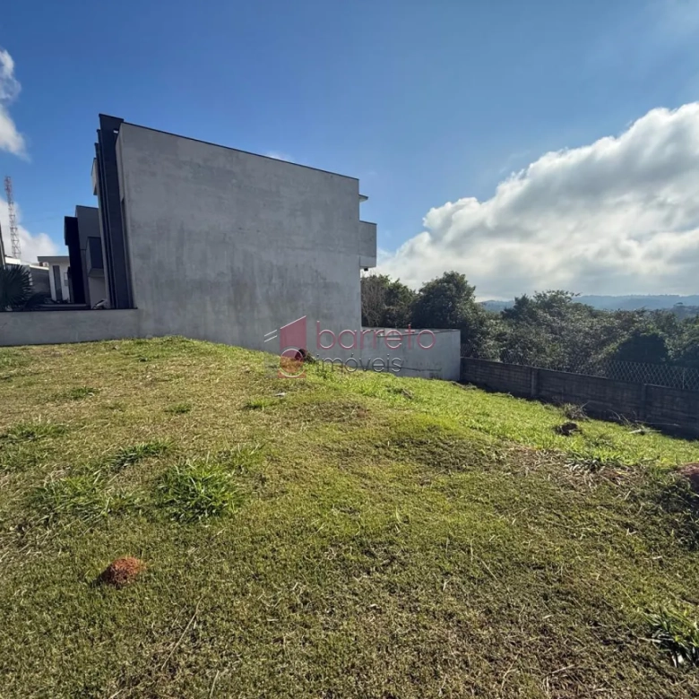 TERRENO À VENDA NO CONDOMÍNIO LAGUNA EM VÁRZEA PAULISTA/SP