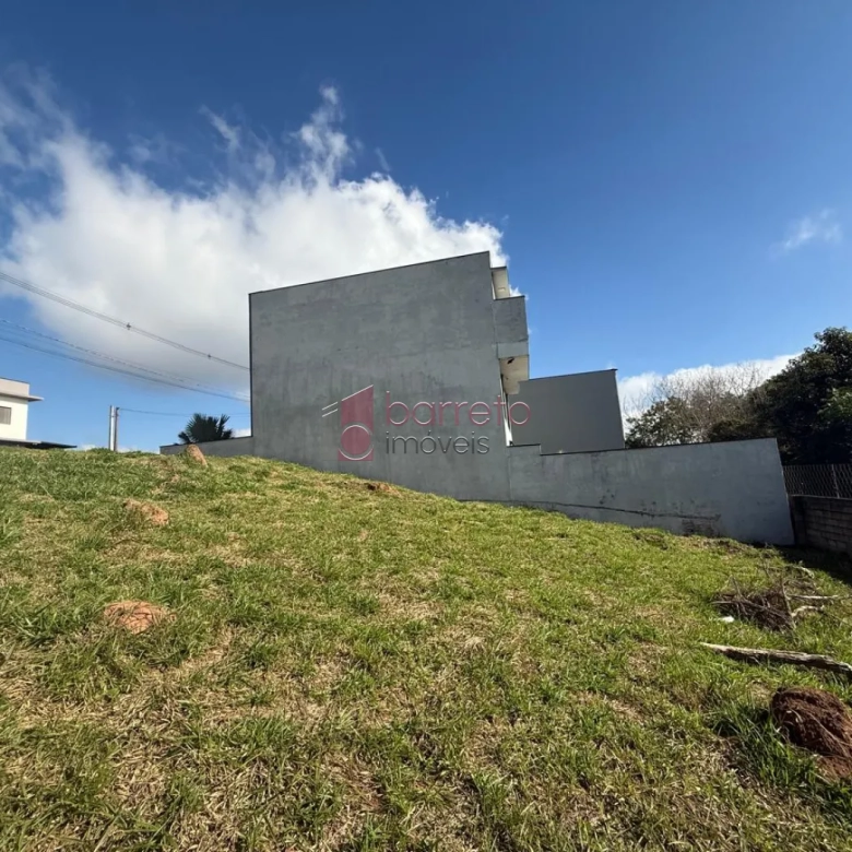 TERRENO À VENDA NO CONDOMÍNIO LAGUNA EM VÁRZEA PAULISTA/SP