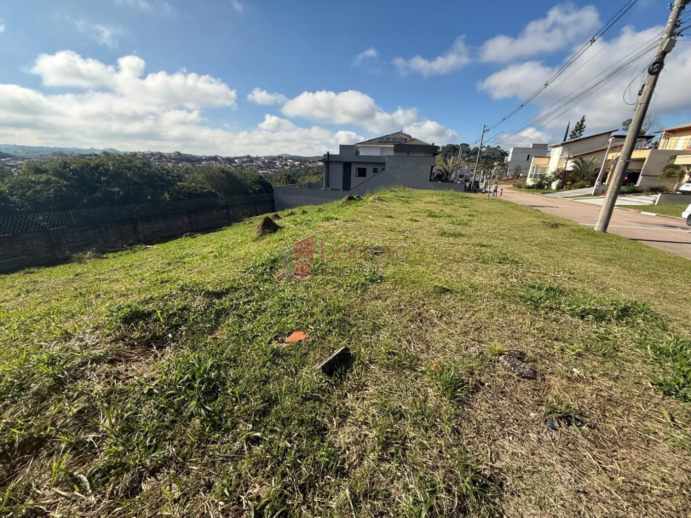 TERRENO À VENDA NO CONDOMÍNIO LAGUNA EM VÁRZEA PAULISTA/SP