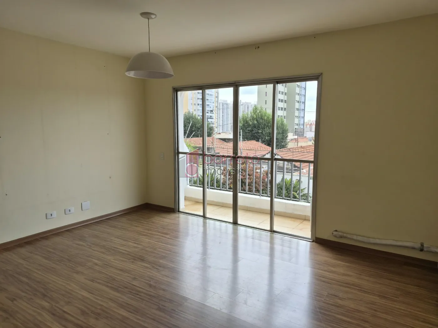 APARTAMENTO À VENDA NO CONDOMÍNIO CASABLANCA – RUA DO RETIRO – JUNDIAÍ/SP