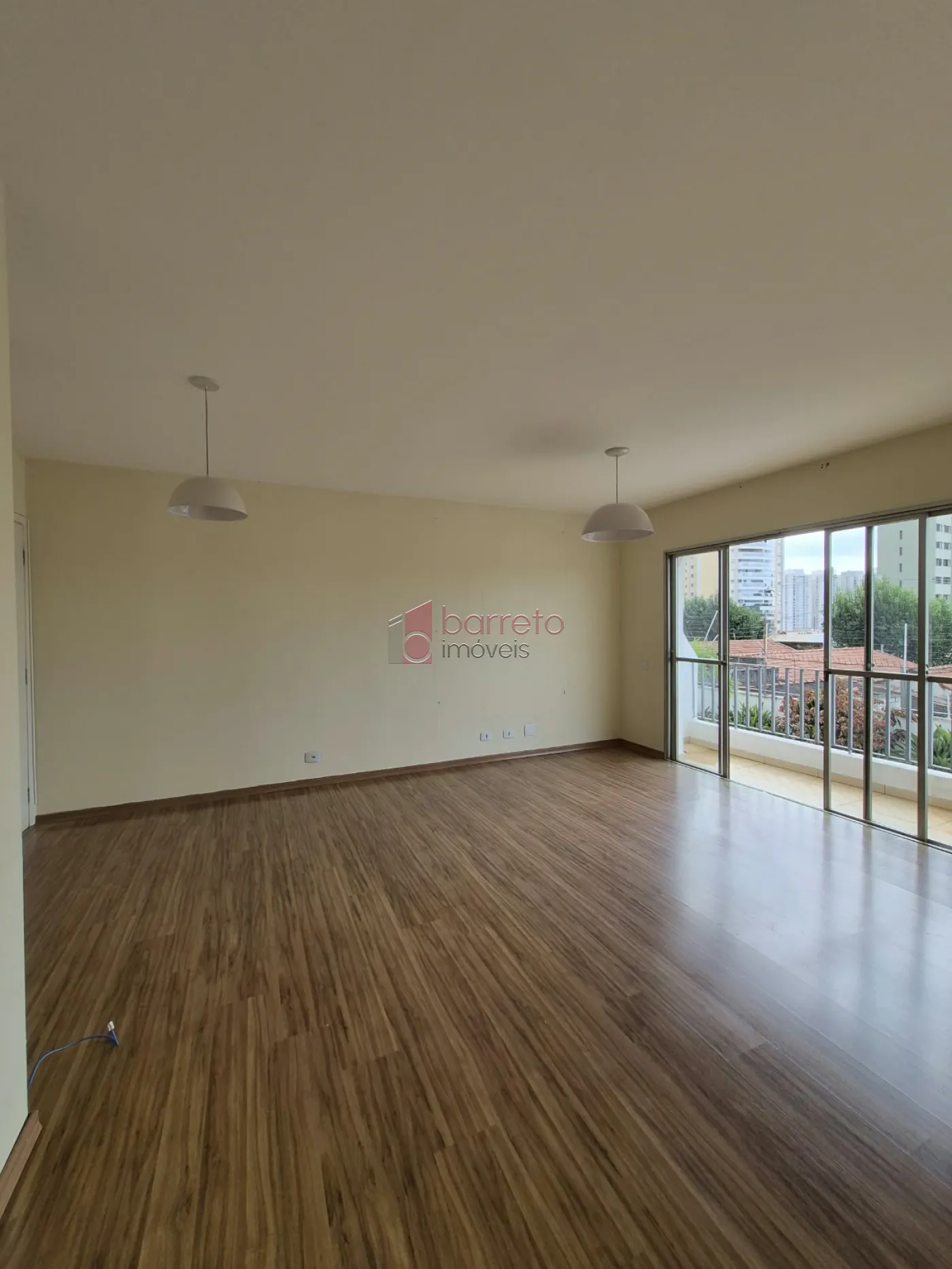APARTAMENTO À VENDA NO CONDOMÍNIO CASABLANCA – RUA DO RETIRO – JUNDIAÍ/SP