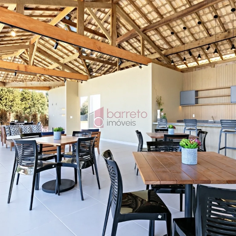 APARTAMENTO À VENDA NO CONDOMÍNIO VILA FLOR – JUNDIAÍ/SP