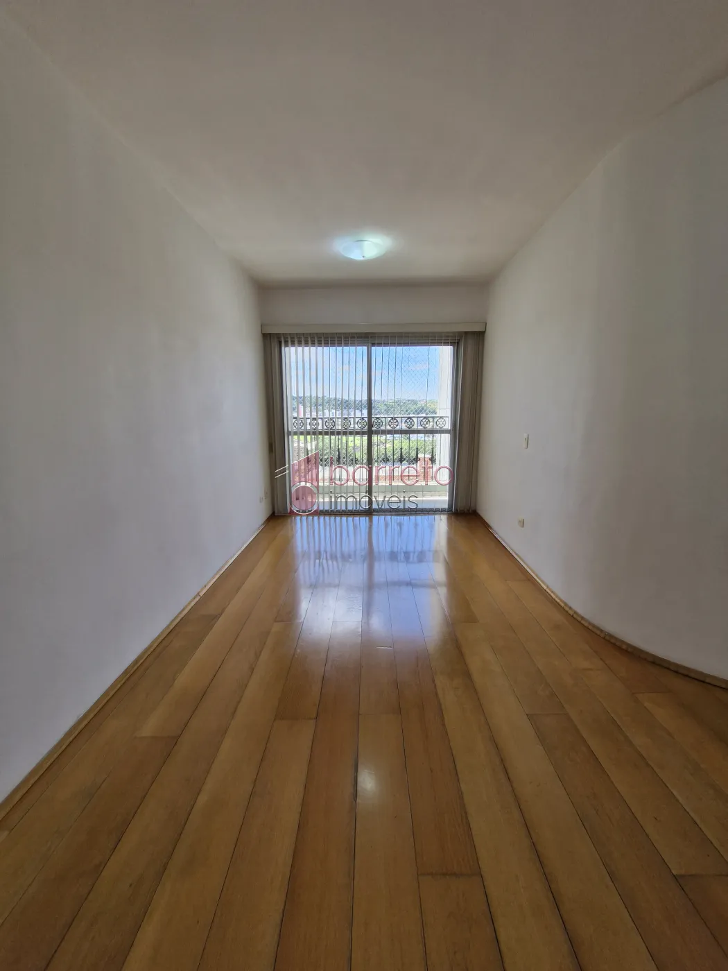 APARTAMENTO PARA LOCAÇÃO NO EDIFÍCIO MARECHAL DEODORO – JUNDIAÍ/SP
