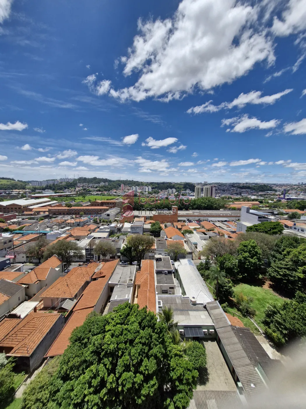 APARTAMENTO PARA LOCAÇÃO NO EDIFÍCIO MARECHAL DEODORO – JUNDIAÍ/SP