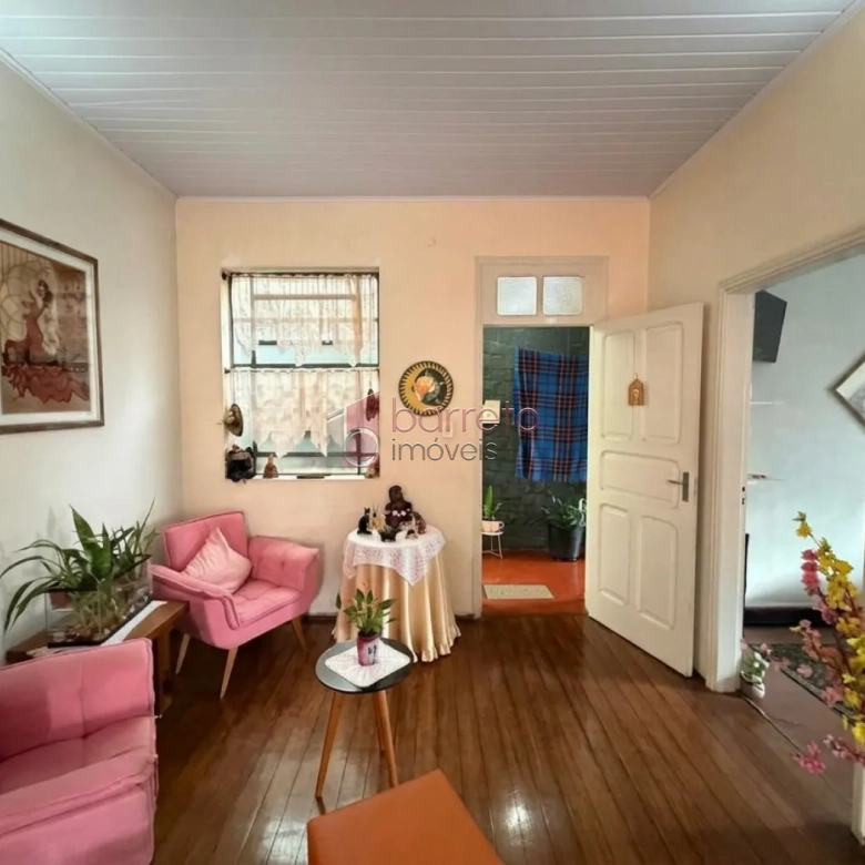 CASA TÉRREA COM 05 QUARTOS À VENDA NO BAIRRO CENTRO – JUNDIAÍ/SP