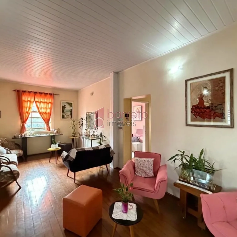 CASA TÉRREA COM 05 QUARTOS À VENDA NO BAIRRO CENTRO – JUNDIAÍ/SP