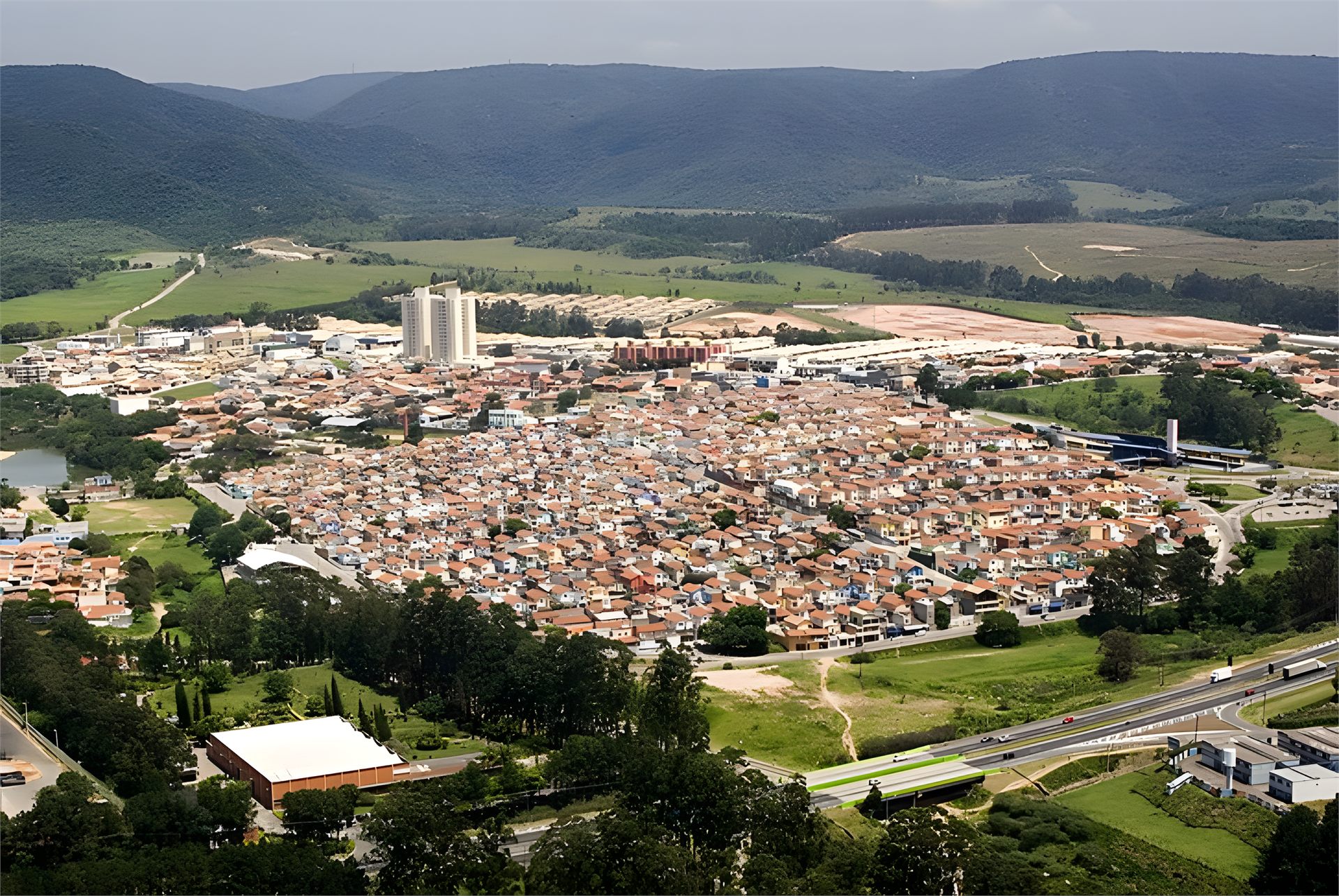 Imóveis no bairro Parque Residencial Eloy Chaves
