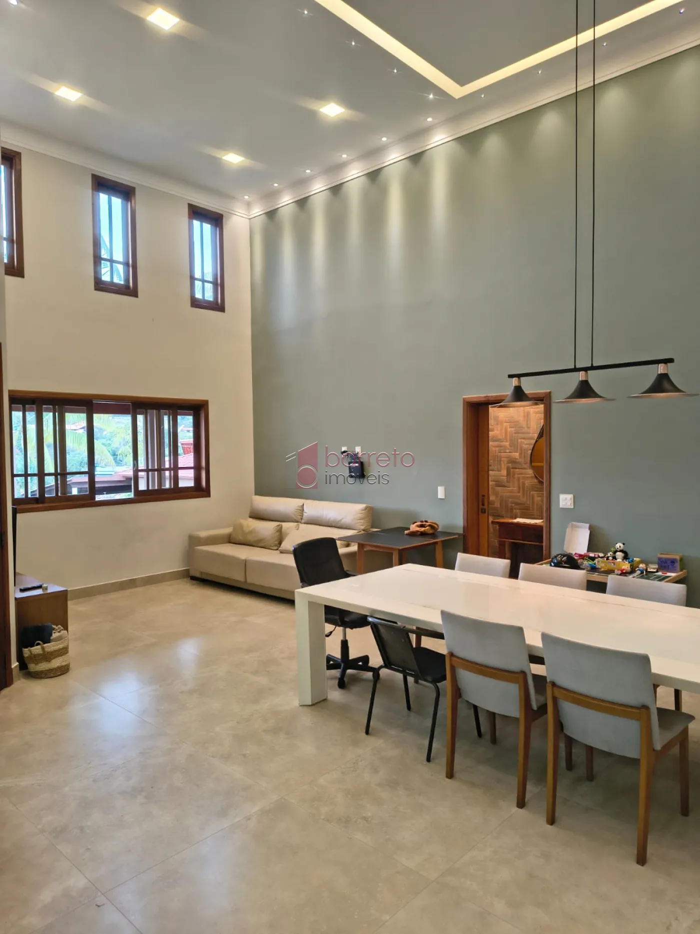 CASA MOBILIADA PARA LOCAÇÃO NO CONDOMÍNIO JARDIM RIBEIRÃO II – ITUPEVA/SP
