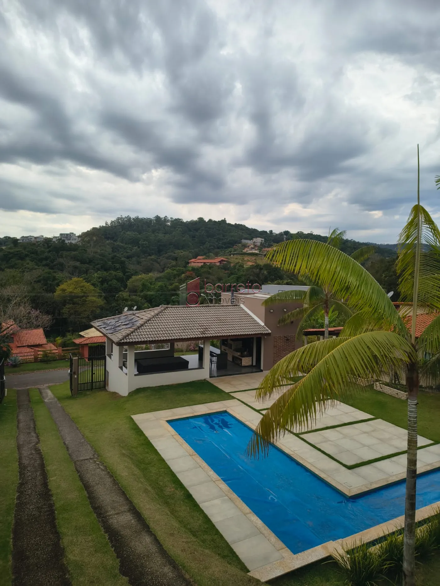 CASA MOBILIADA PARA LOCAÇÃO NO CONDOMÍNIO JARDIM RIBEIRÃO II – ITUPEVA/SP