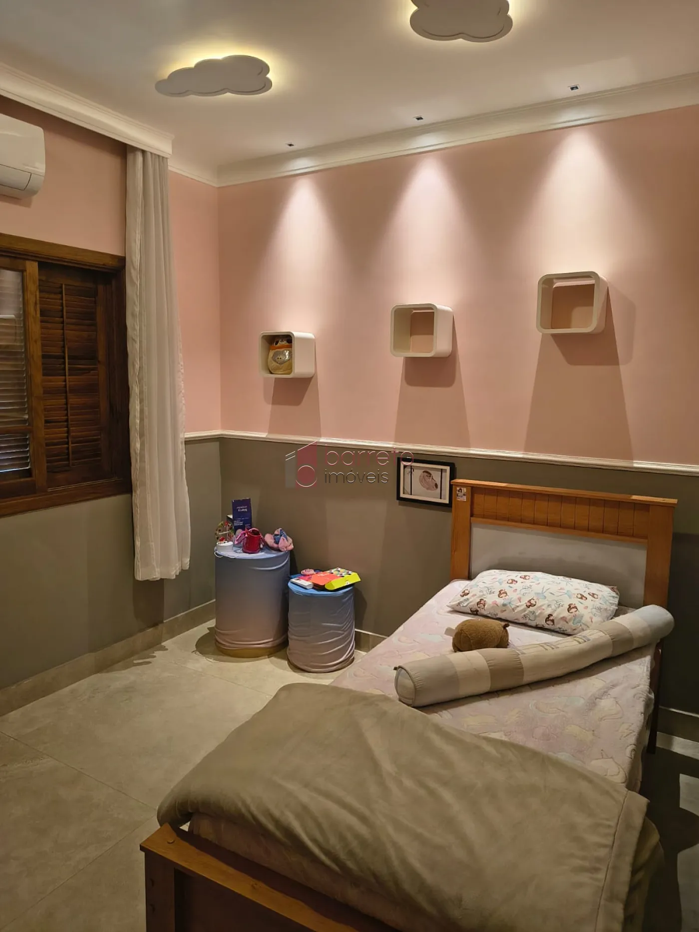 CASA MOBILIADA PARA LOCAÇÃO NO CONDOMÍNIO JARDIM RIBEIRÃO II – ITUPEVA/SP